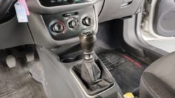 Fiat Punto Essence 2016 completo