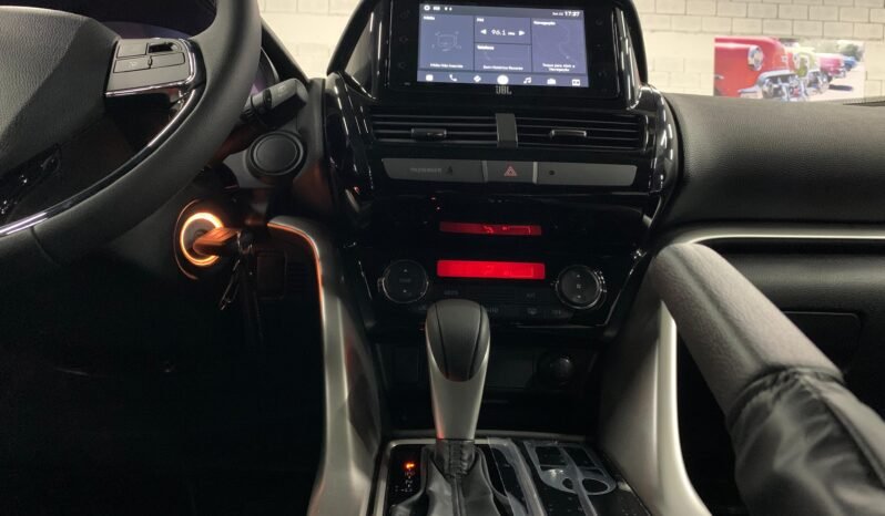 Mitsubishi Eclipse Cross 2025 completo