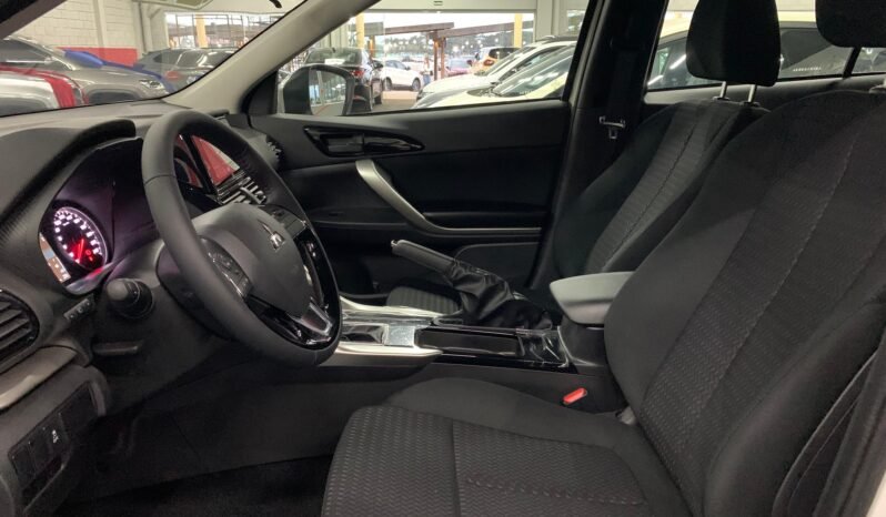 Mitsubishi Eclipse Cross 2025 completo