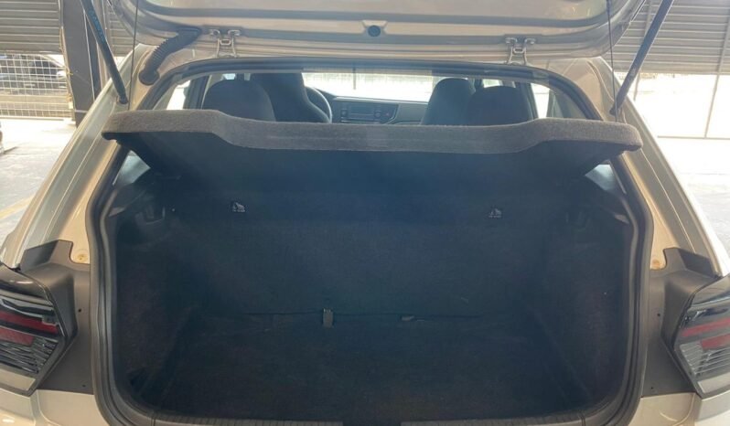 Volkswagen Polo Track 2023 completo