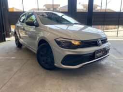 Volkswagen Polo Track 2023 completo