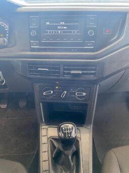 Volkswagen Polo Track 2023 completo
