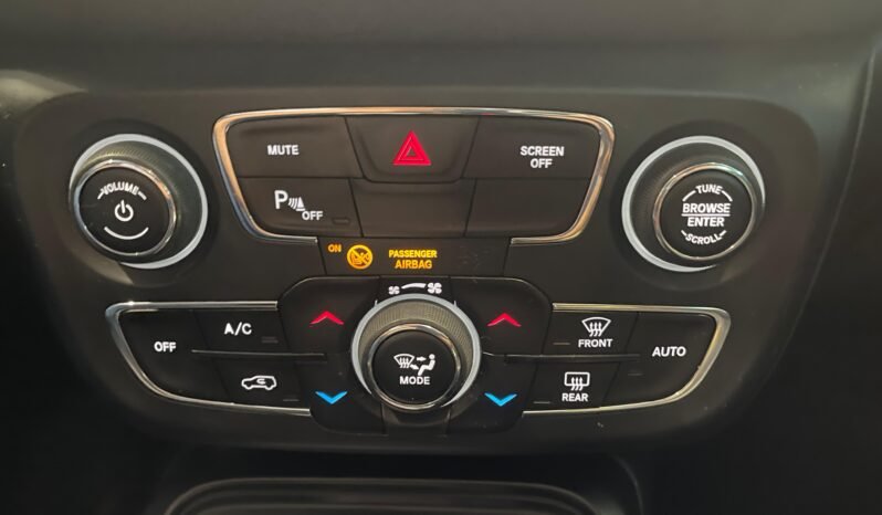 Jeep Compass longitude 2018 completo