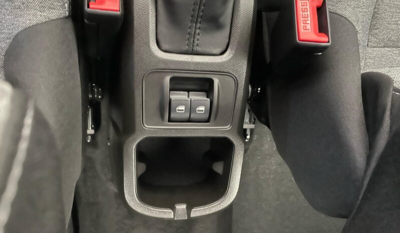 Citroën Basalt Feel Turbo 2025 completo