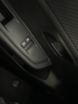 Peugeot 208 Active 2025 completo
