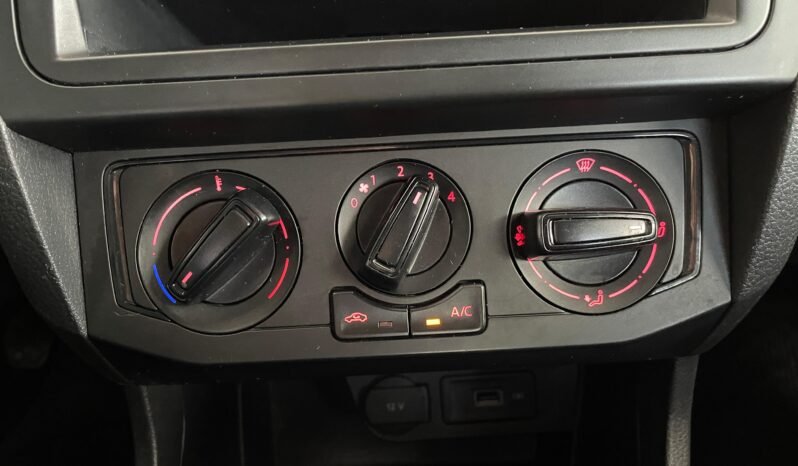 Volkswagen Gol 2023 completo