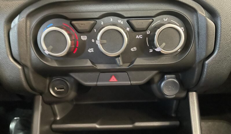 Citroën Basalt Feel Turbo 2025 completo
