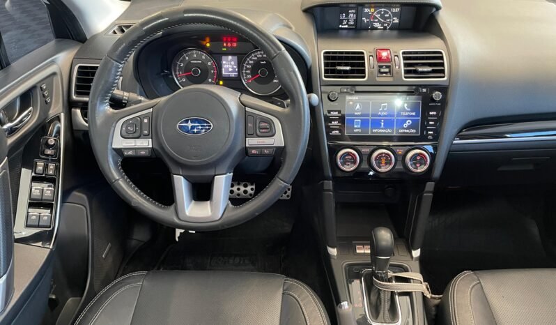Subaru Forester XT completo