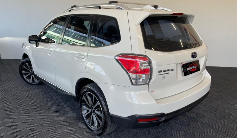 Subaru Forester XT completo
