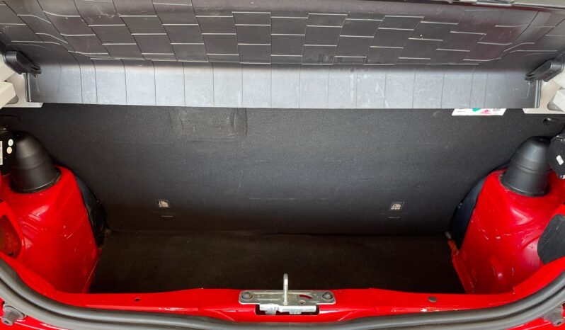 Fiat Mobi Like Fire completo