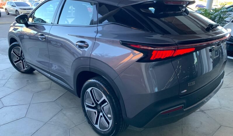 Omoda E5 completo