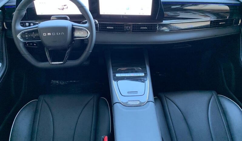 Omoda E5 completo