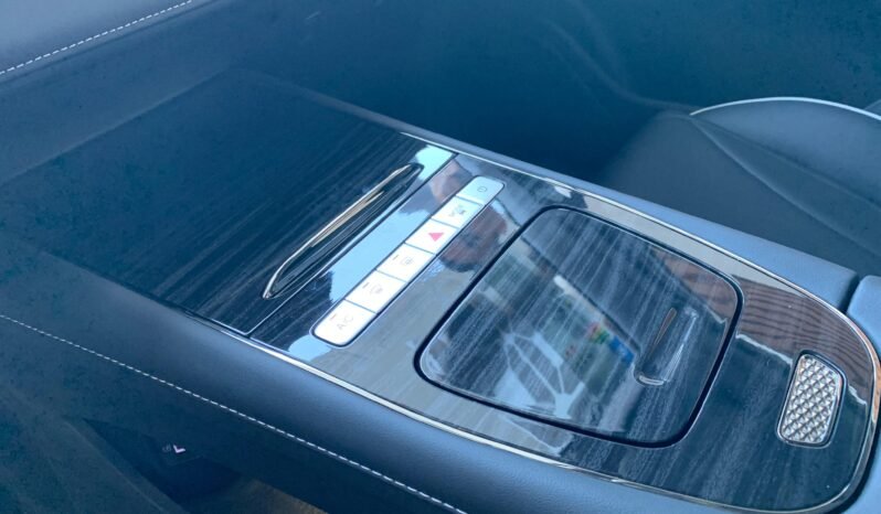 Omoda E5 completo