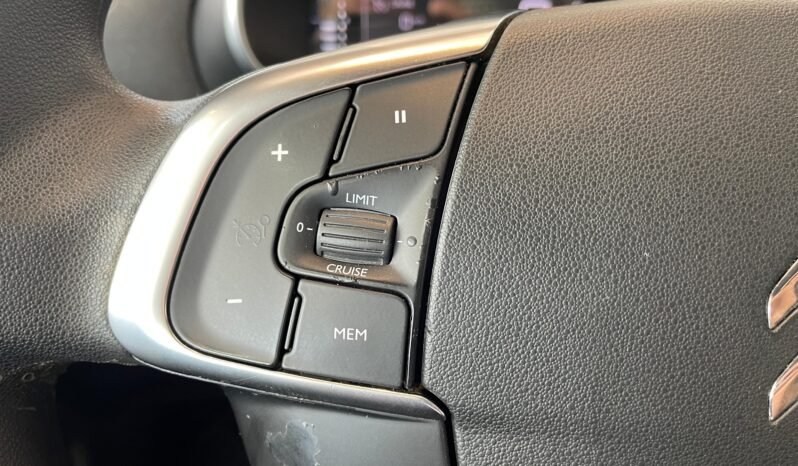 Citroën C4 Lounge Live 2019 completo