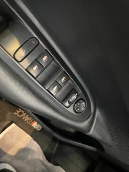 Citroën C4 Lounge Live 2019 completo