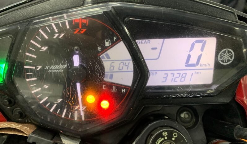 Yamaha MT 03 completo
