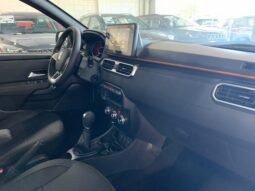 Renault Oroch Outsider 2025 completo