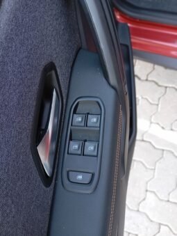 Renault OROCH Iconic 2025 completo