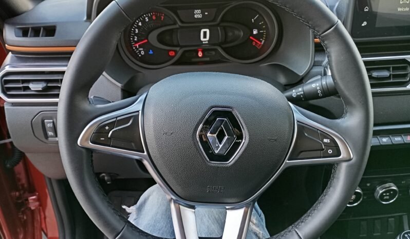 Renault OROCH Iconic 2025 completo