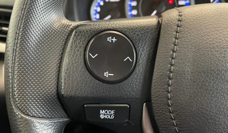 Toyota Yaris XL 2024 completo