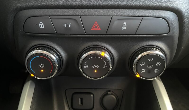 Chevrolet ONIX HATCH 2023 completo
