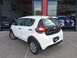 Fiat Mobi Like completo
