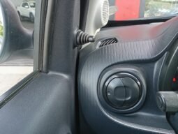 Fiat Mobi Like completo