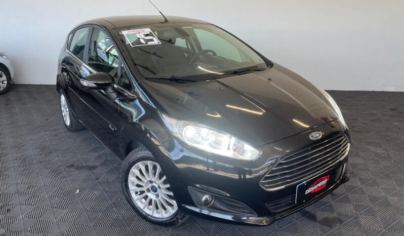 Ford Fiesta Titanium 1.6 completo