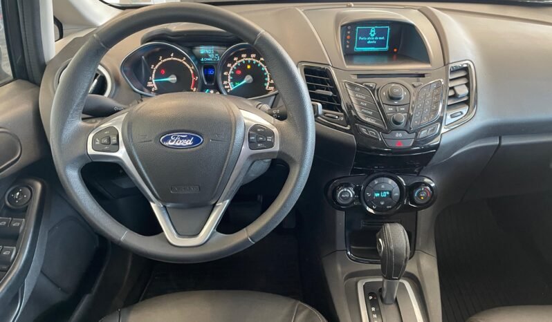 Ford Fiesta Titanium 1.6 completo