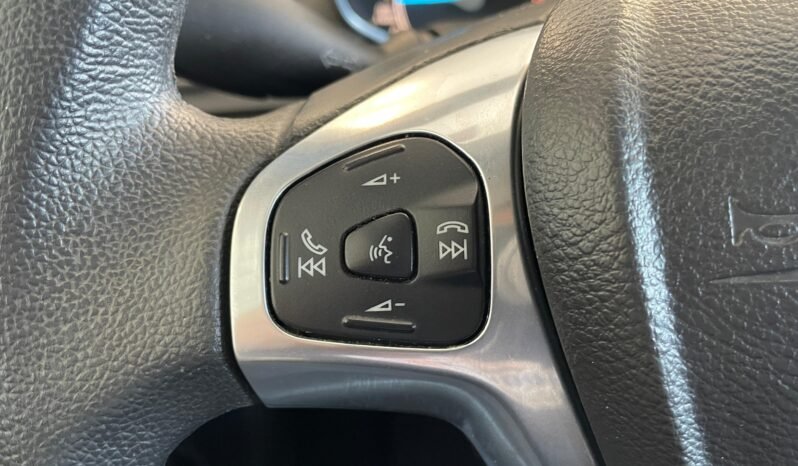 Ford Fiesta Titanium 1.6 completo