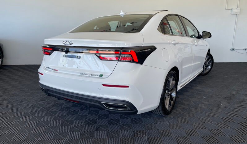 Chery Arrizo 6 Pro Híbrido 2025 completo