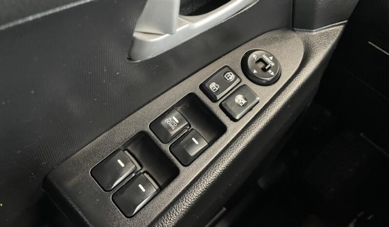 Kia Sportage LX completo