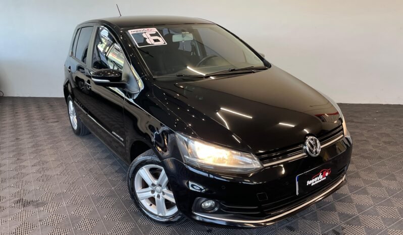 Volkswagen Fox Comfortline 1.6 completo