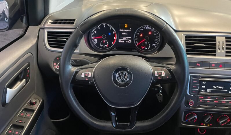 Volkswagen Fox Comfortline 1.6 completo