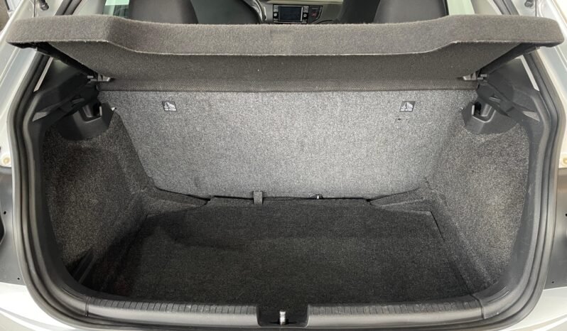 Volkswagen Polo MPI 2024 completo