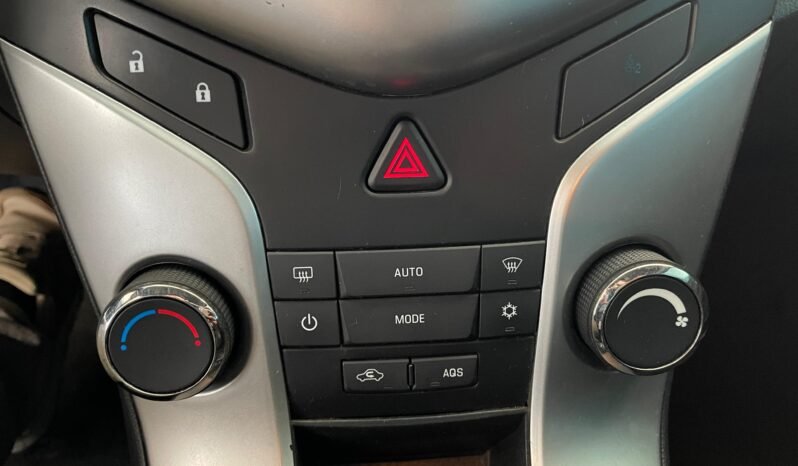 Chevrolet CRUZE LT completo