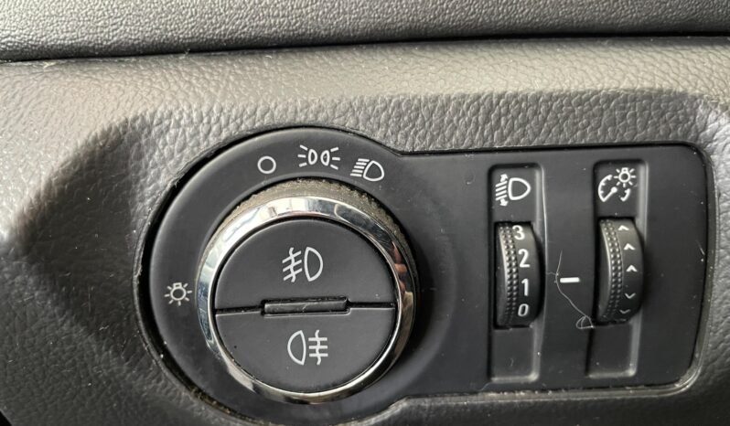 Chevrolet CRUZE LT completo