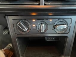 Volkswagen Polo Track completo