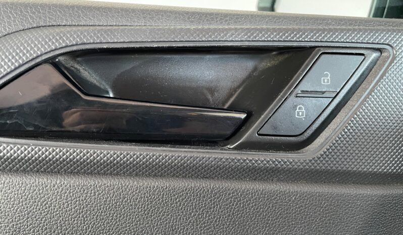 Volkswagen Polo Track completo