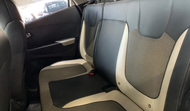 Renault Captur Intense completo