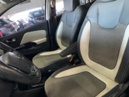 Renault Captur Intense completo