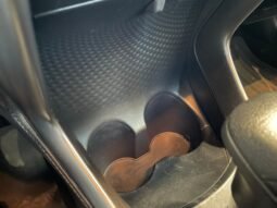 Toyota Yaris XL completo
