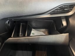 Toyota Yaris XL completo