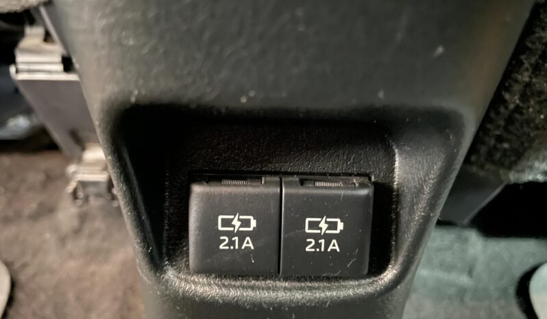 Toyota Yaris XL completo