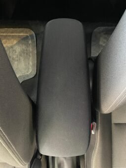 Toyota YARIS XL Sedan completo