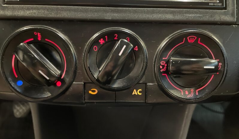 Volkswagen Polo Mi 1.6 completo
