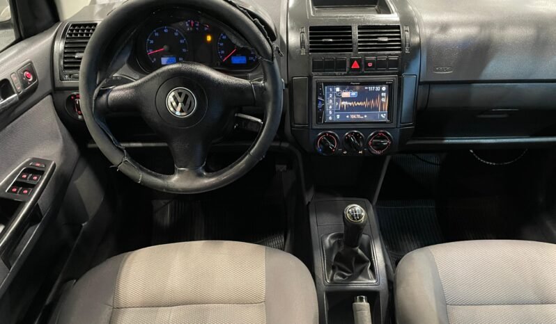 Volkswagen Polo Mi 1.6 completo