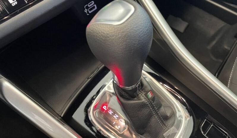 Fiat Fastback Turbo 200 CVT completo