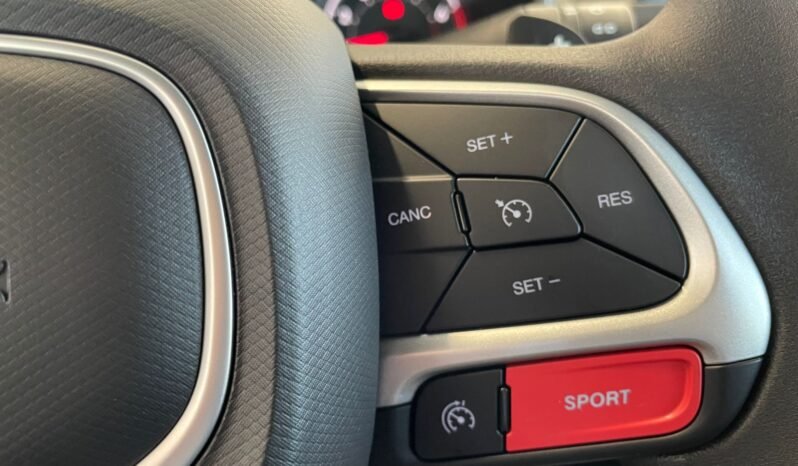 Fiat Fastback Turbo 200 CVT completo