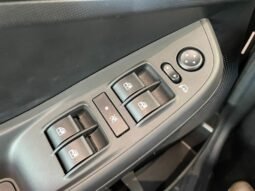Fiat Fastback Turbo 200 CVT completo